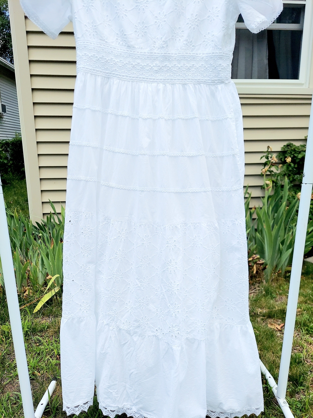 Ananta 100%Cotton White Embroided Eyelet V-Neck Maxi Dress Women Sizes S/M L/XL - Picture 3 of 8